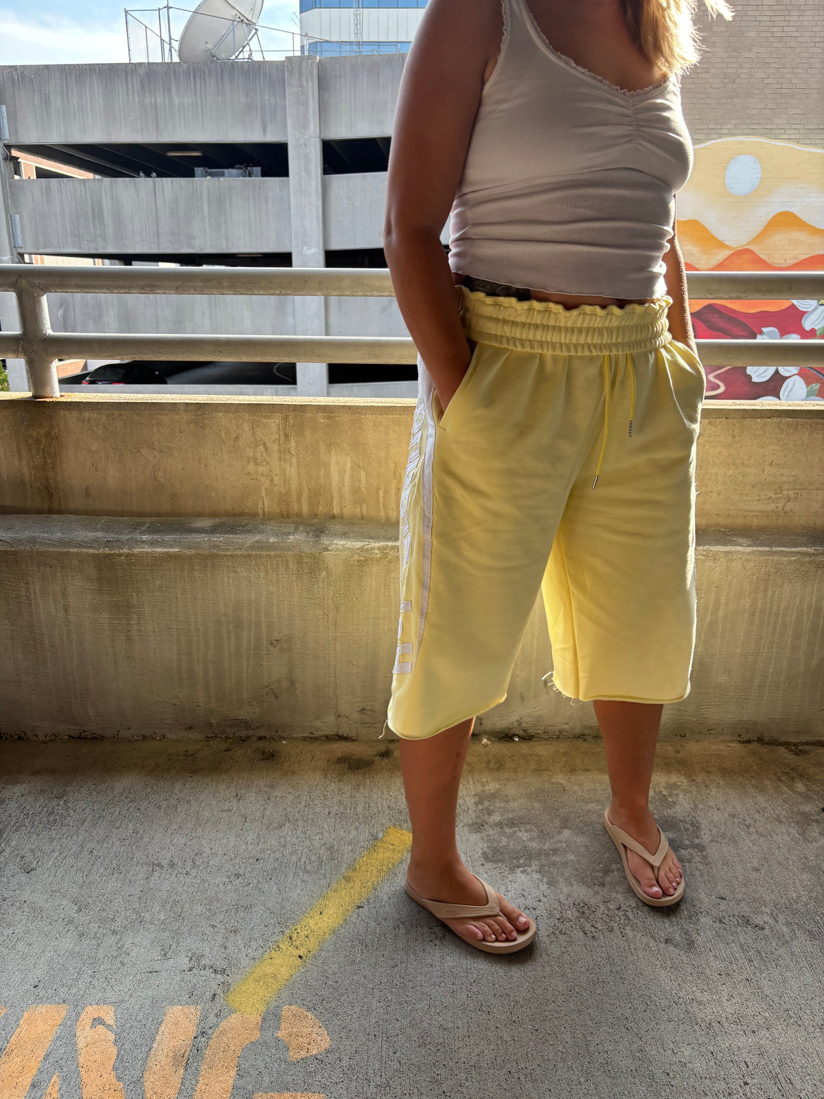 HG Capri Shorts (French Vanilla)