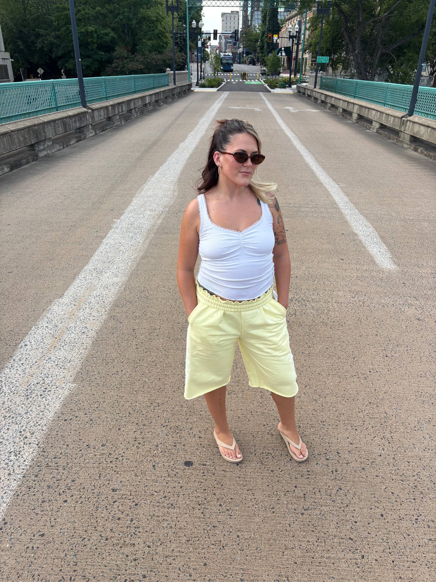 HG Capri Shorts (French Vanilla)