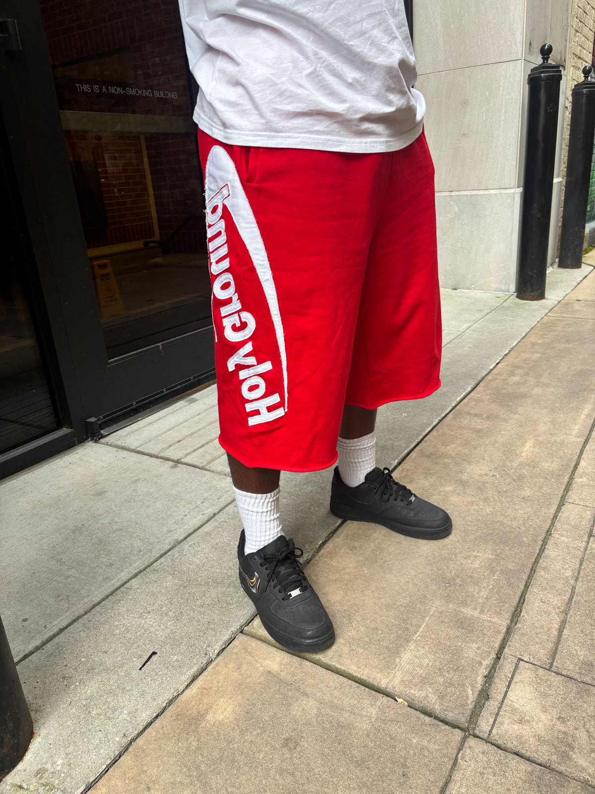 HG Capri Shorts (Red)